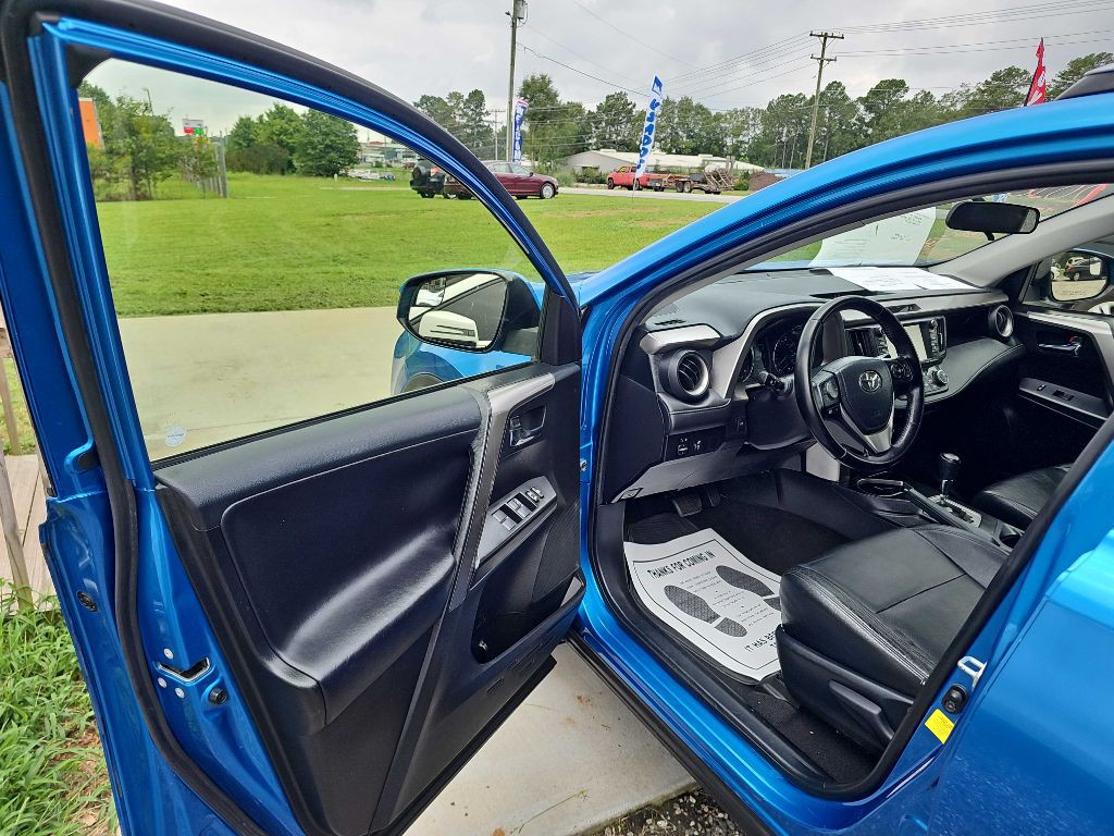 2016 Toyota Rav4 Image 6