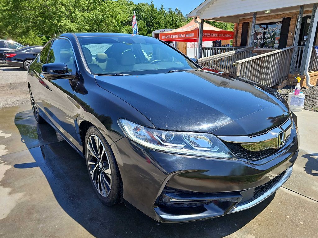 2017 Honda Accord Image 5