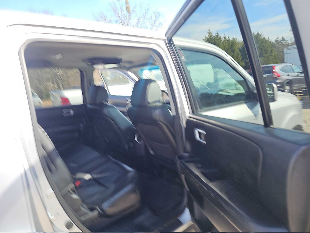 2014 Honda Pilot Image 8