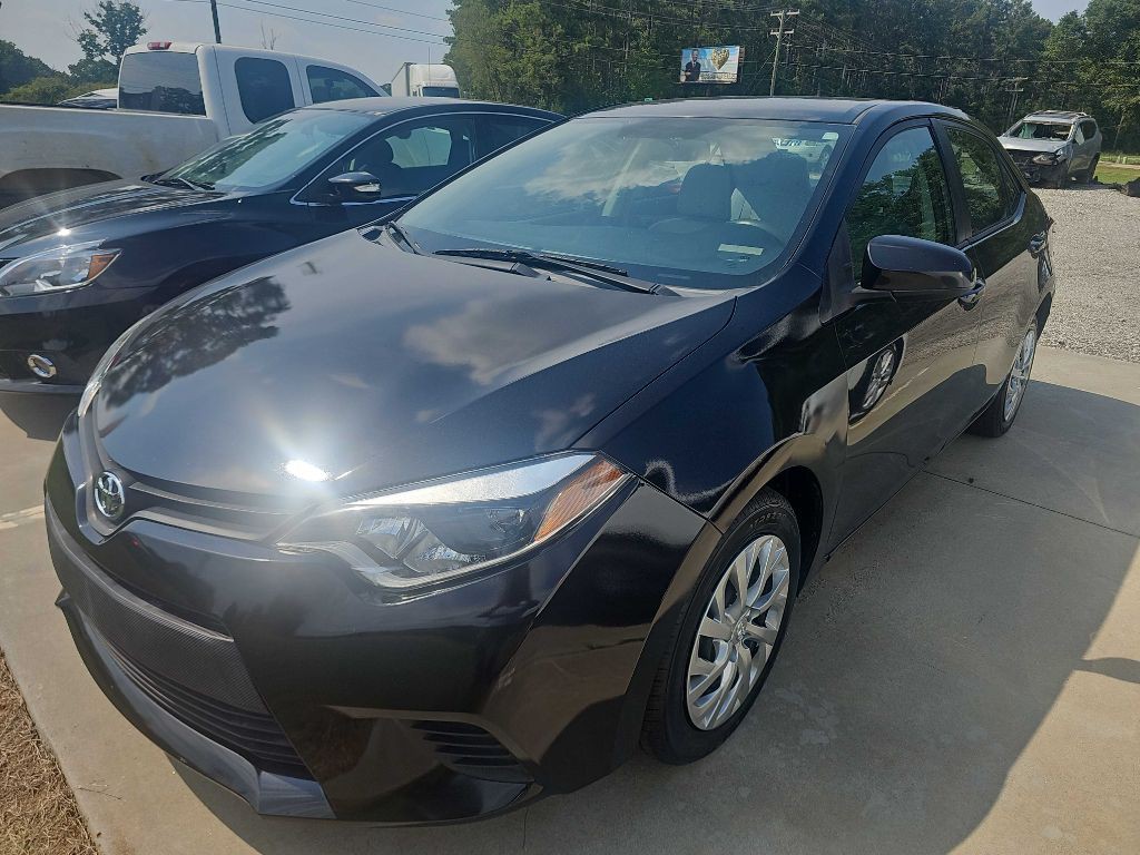2015 Toyota Corolla Image 2
