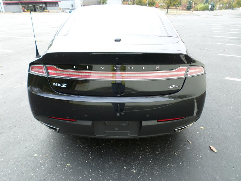 2013 Lincoln MKZ Image 4