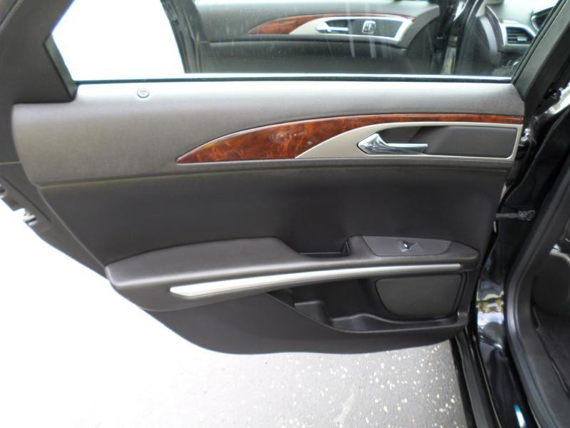 2013 Lincoln MKZ Image 11