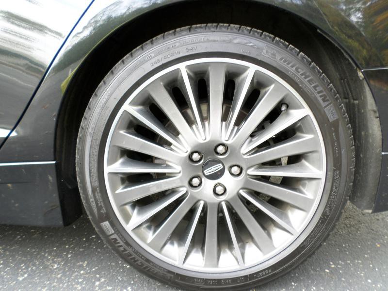 2013 Lincoln MKZ Image 14