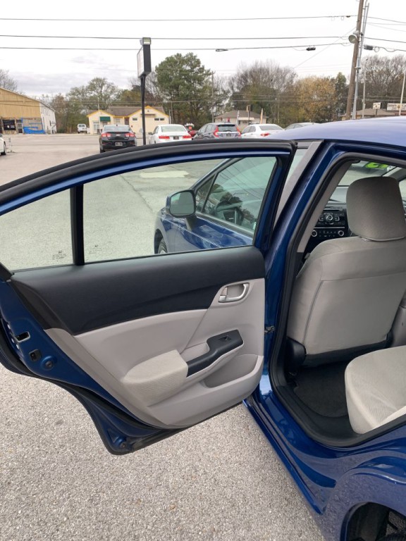 2013 Honda Civic Image 16