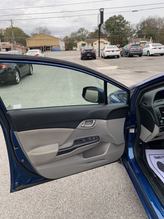 2013 Honda Civic Image 17