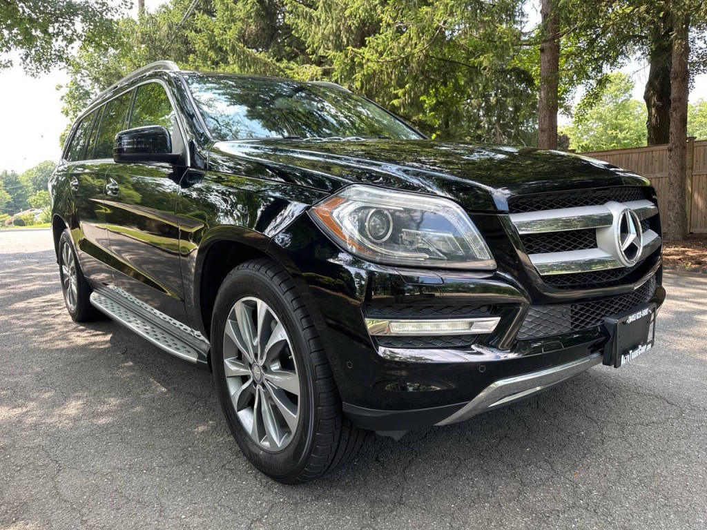 2015 Mercedes-Benz GL-Class Image 2