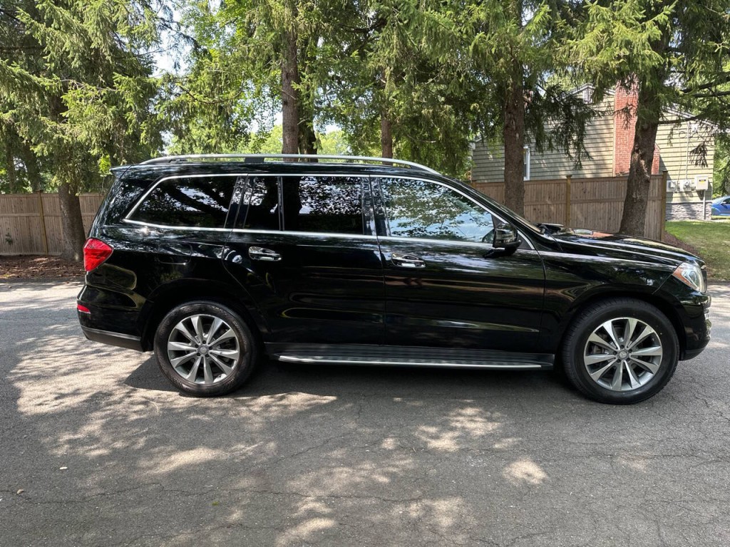2015 Mercedes-Benz GL-Class Image 3