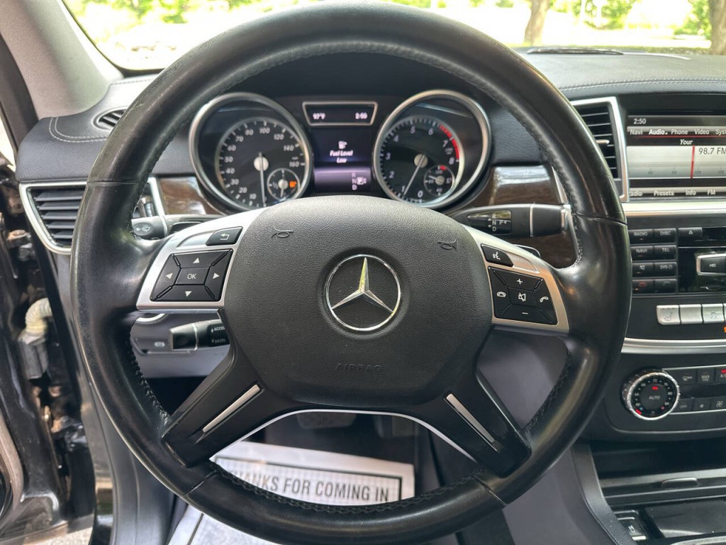 2015 Mercedes-Benz GL-Class Image 11