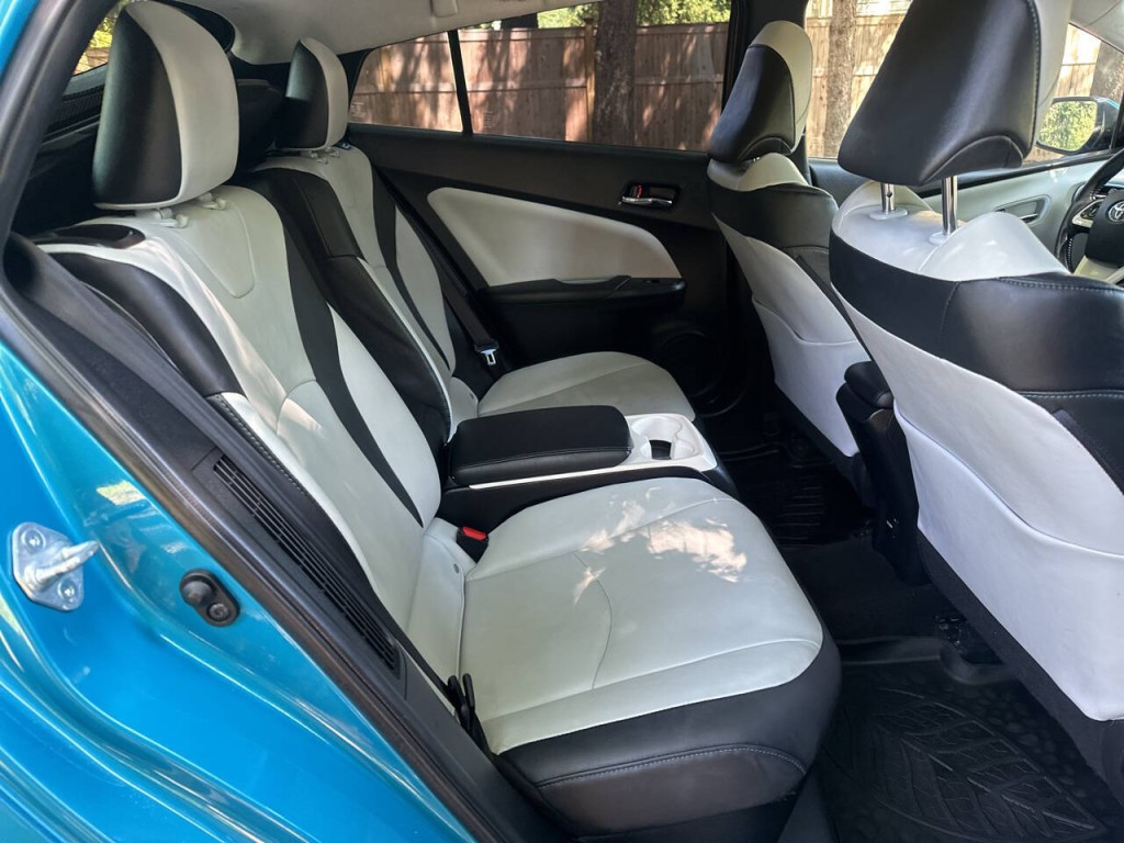 2017 Toyota Prius Image 20