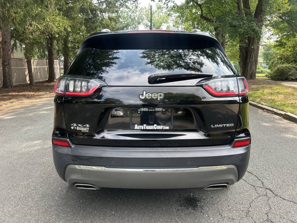 2019 Jeep Cherokee Image 5