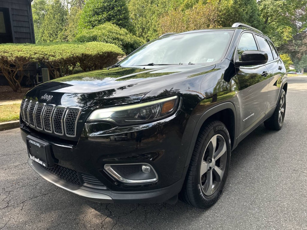 2019 Jeep Cherokee Image 8
