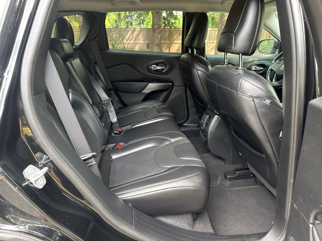 2019 Jeep Cherokee Image 22