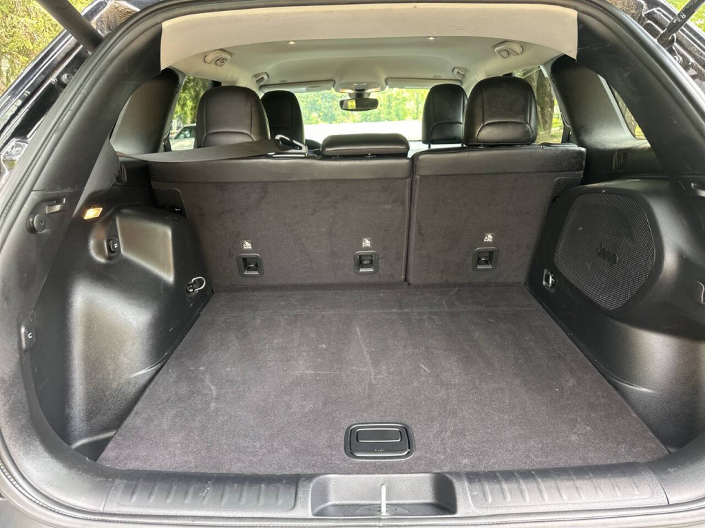 2019 Jeep Cherokee Image 24