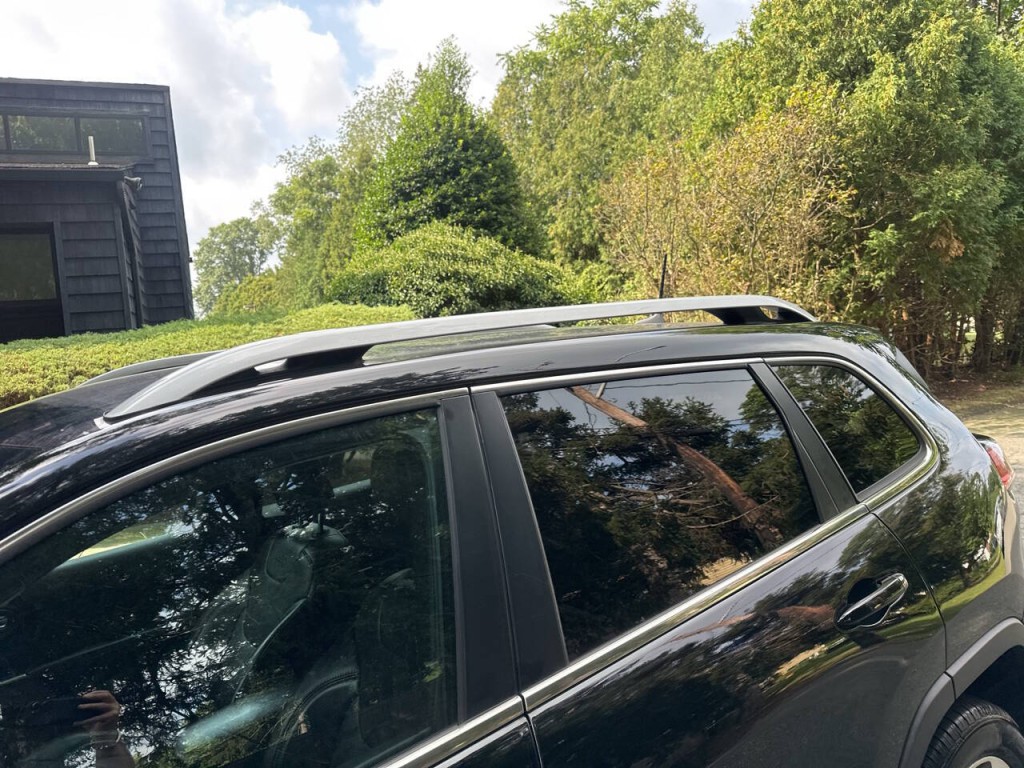 2019 Jeep Cherokee Image 27