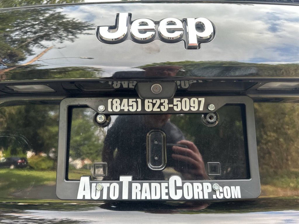 2019 Jeep Cherokee Image 30