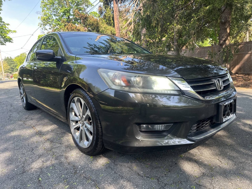 2014 Honda Accord Image 2