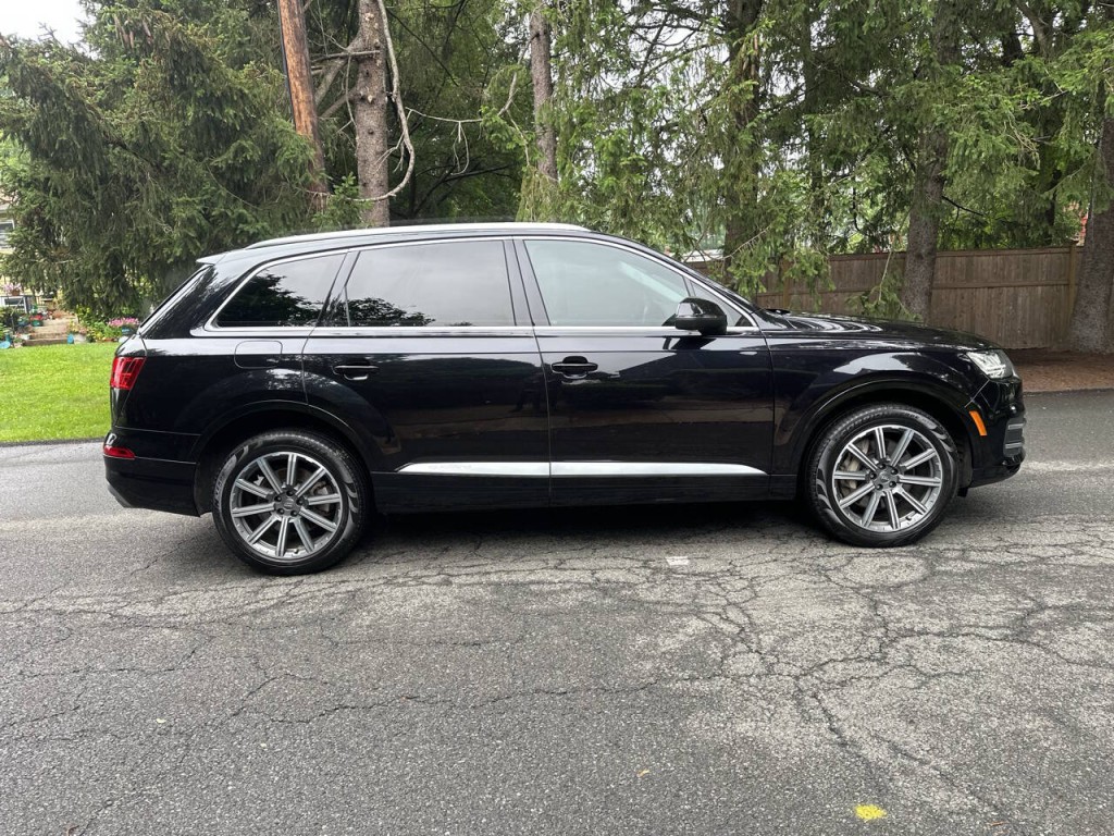 2018 Audi Q7 Image 3