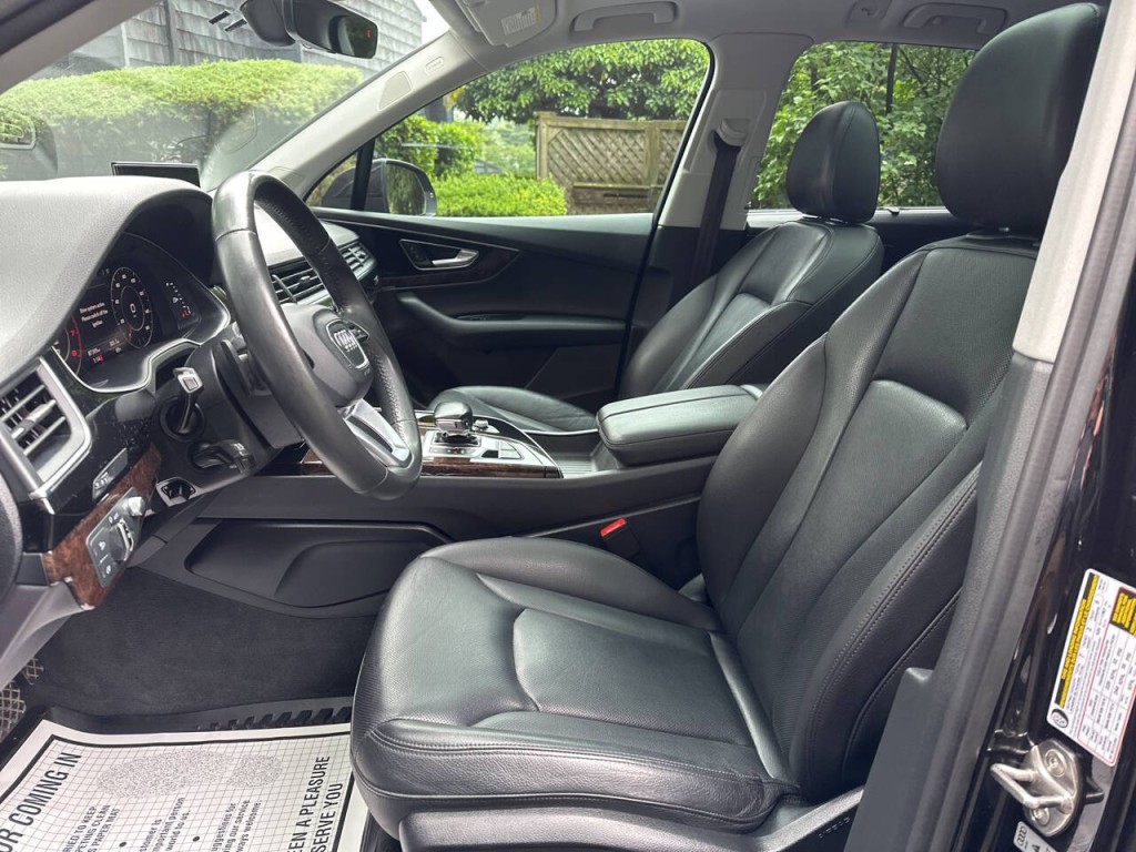 2018 Audi Q7 Image 10