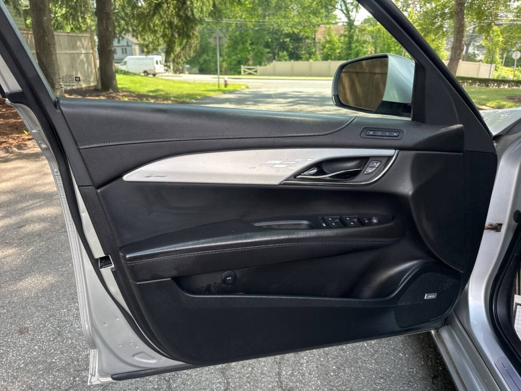 2013 Cadillac ATS Image 16