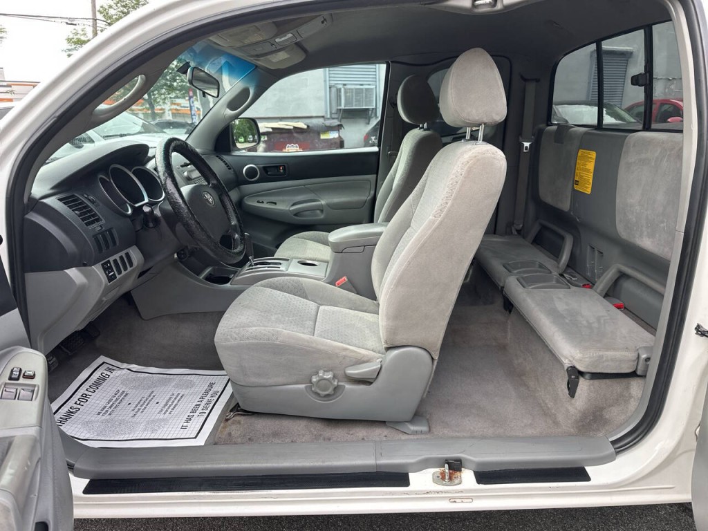 2008 Toyota Tacoma Image 10