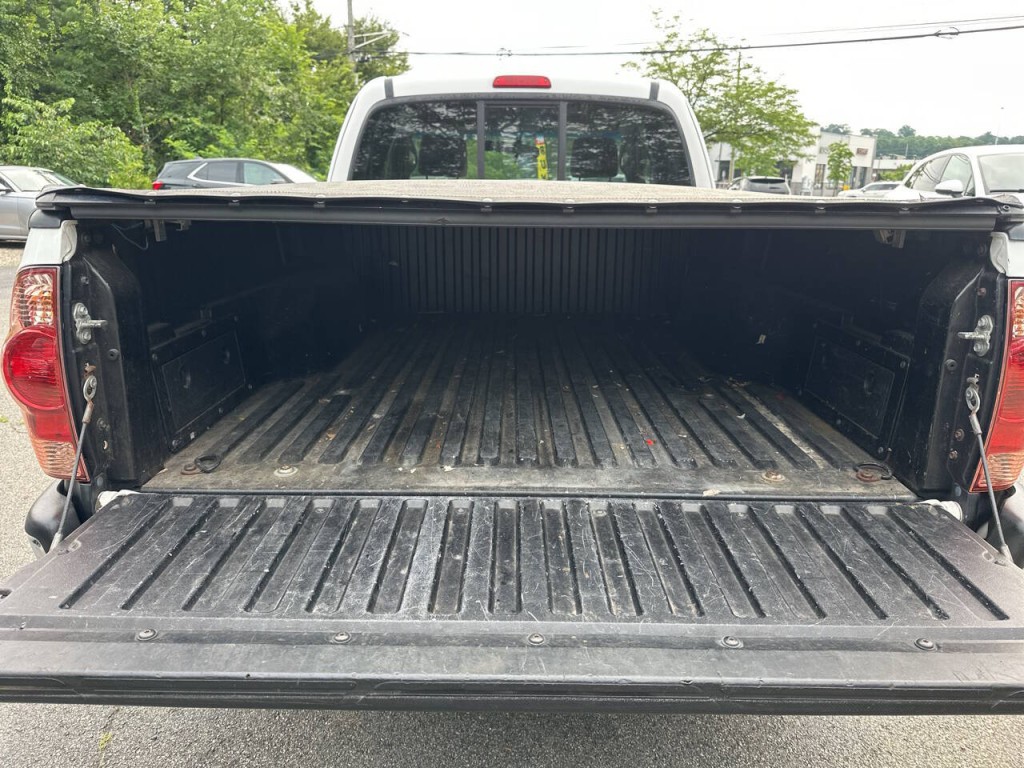 2008 Toyota Tacoma Image 21