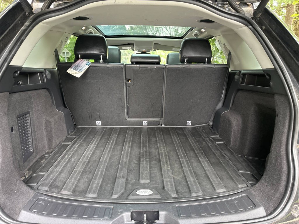 2018 Land Rover Discovery Sport Image 25