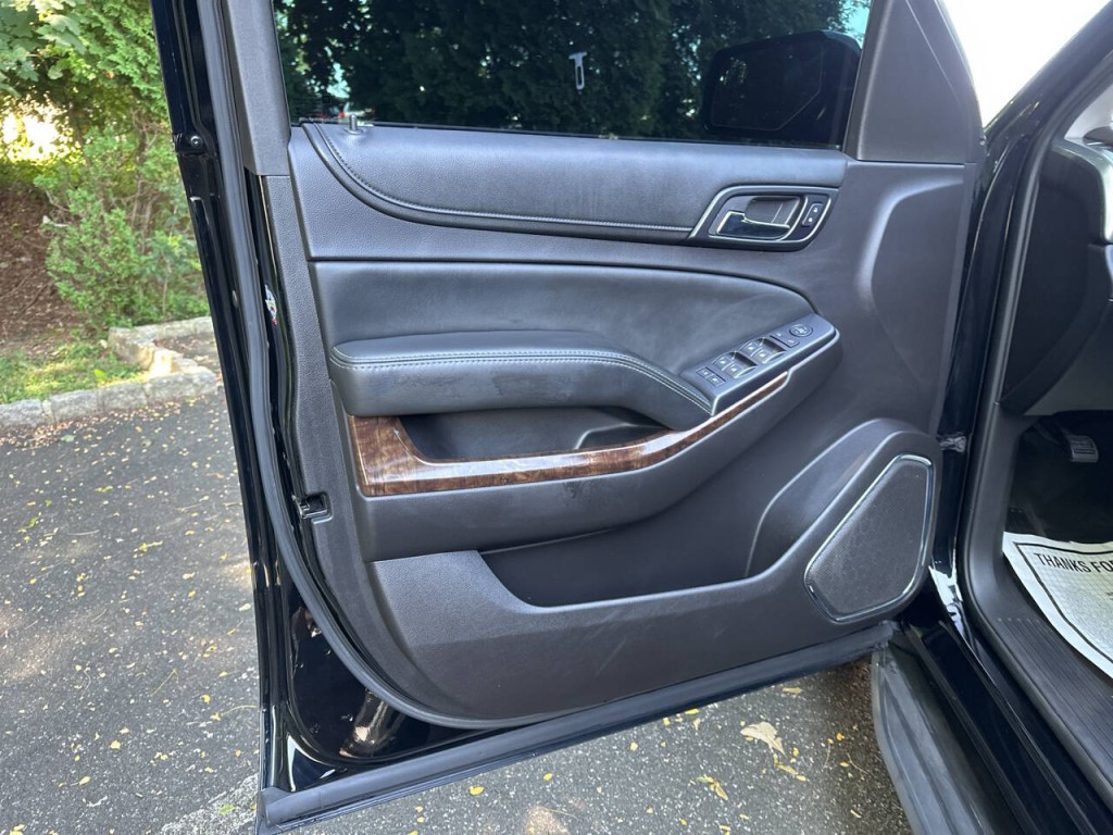 2015 Chevrolet Tahoe Image 15