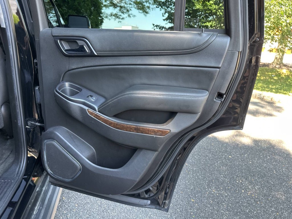 2015 Chevrolet Tahoe Image 24