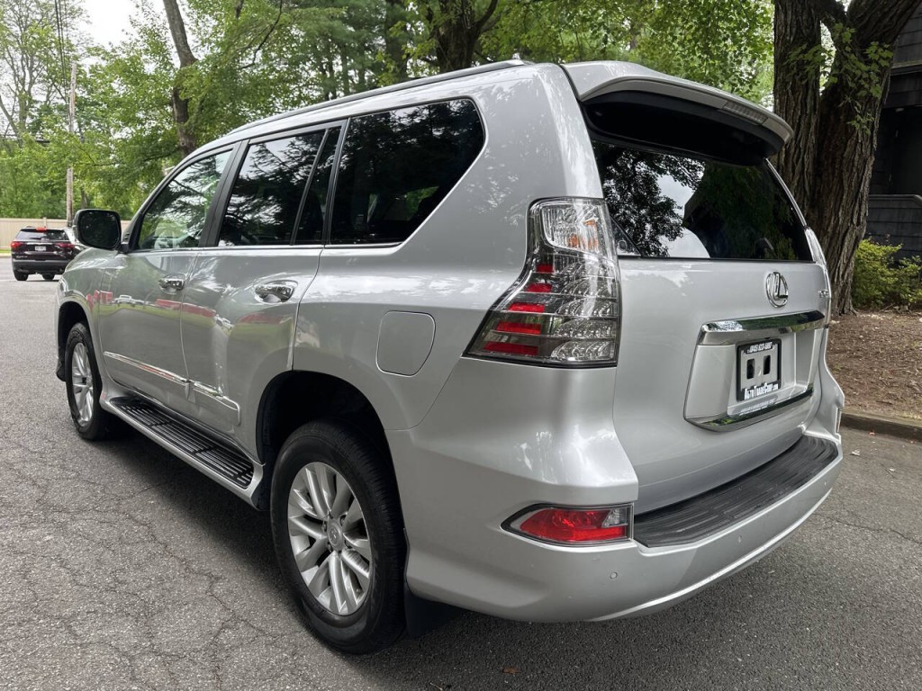 2015 Lexus GX 460 Image 6