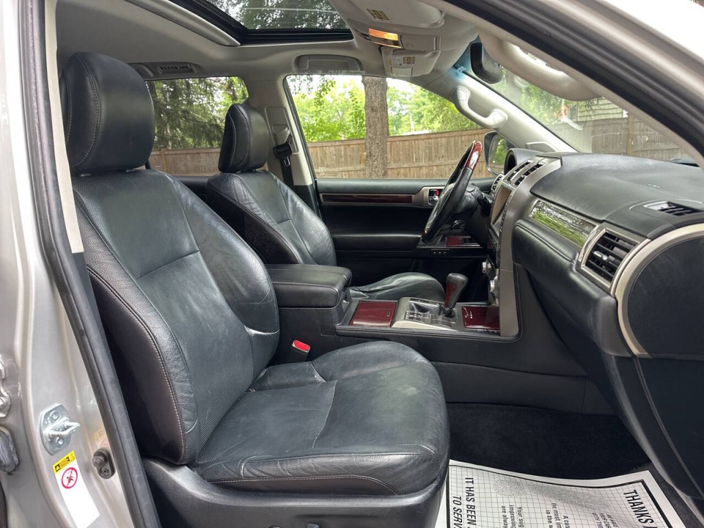 2015 Lexus GX 460 Image 23
