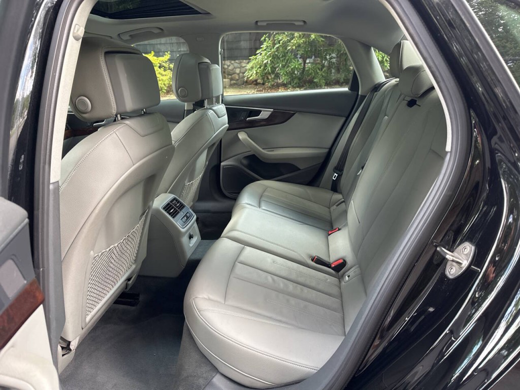 2019 Audi A4 Image 18