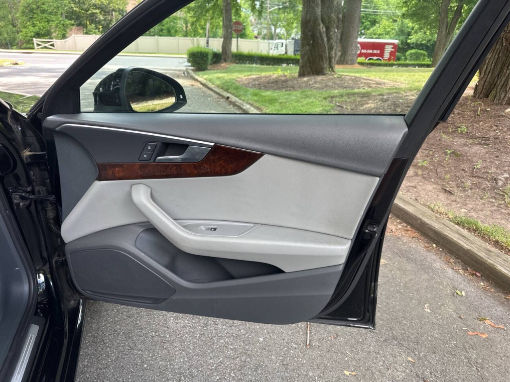 2019 Audi A4 Image 22