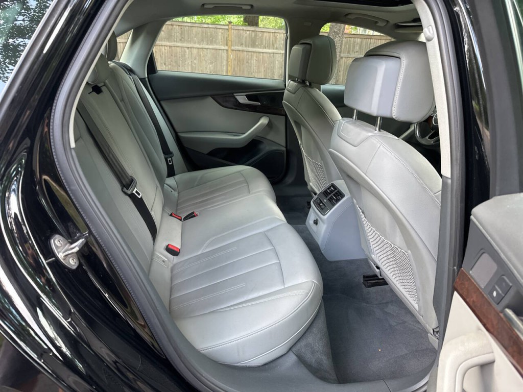 2019 Audi A4 Image 23