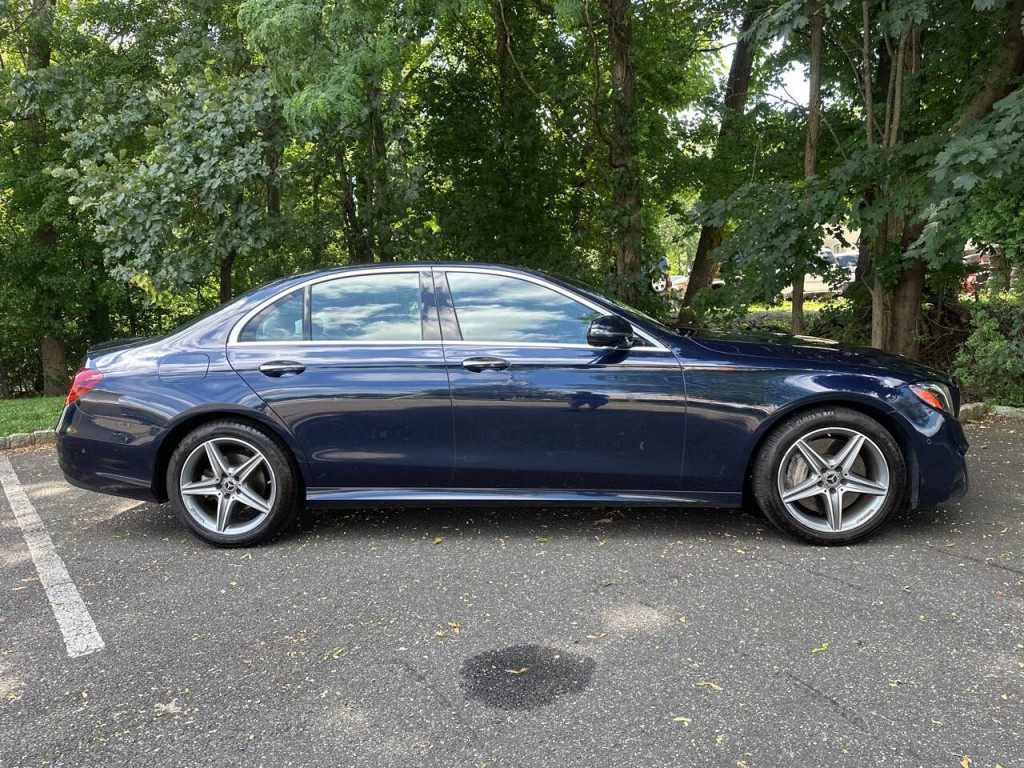 2019 Mercedes-Benz E-Class Image 3