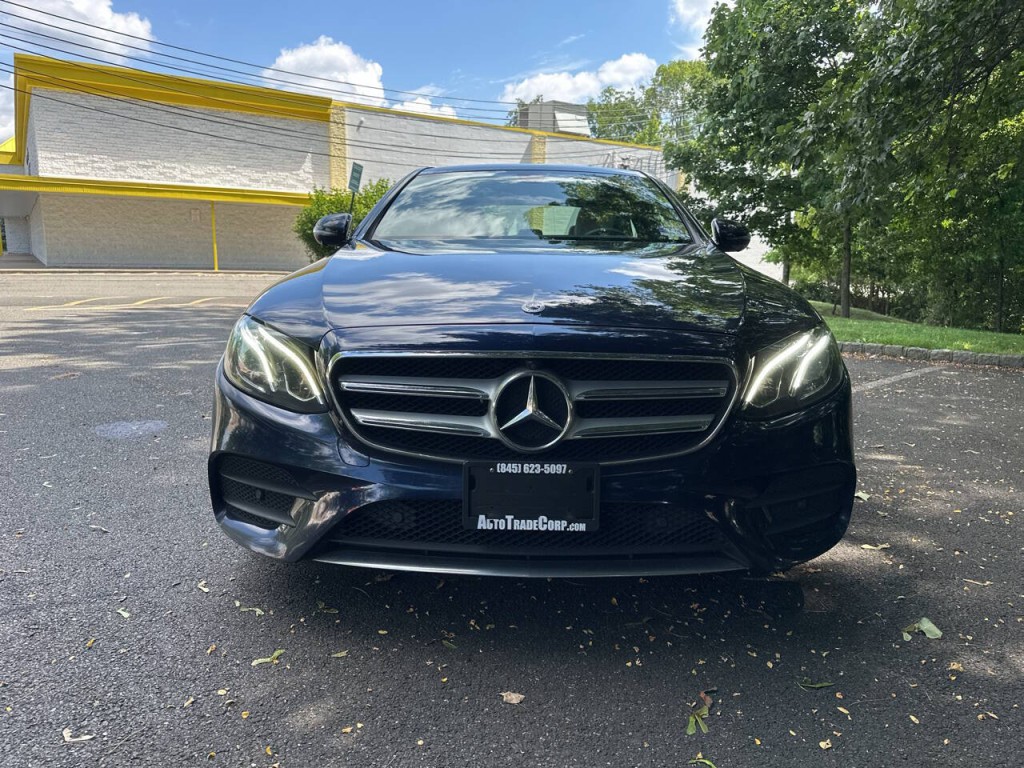 2019 Mercedes-Benz E-Class Image 9