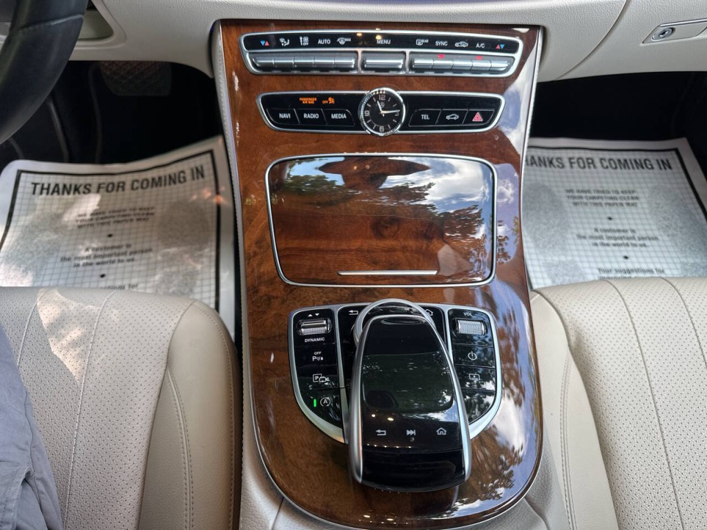 2019 Mercedes-Benz E-Class Image 15