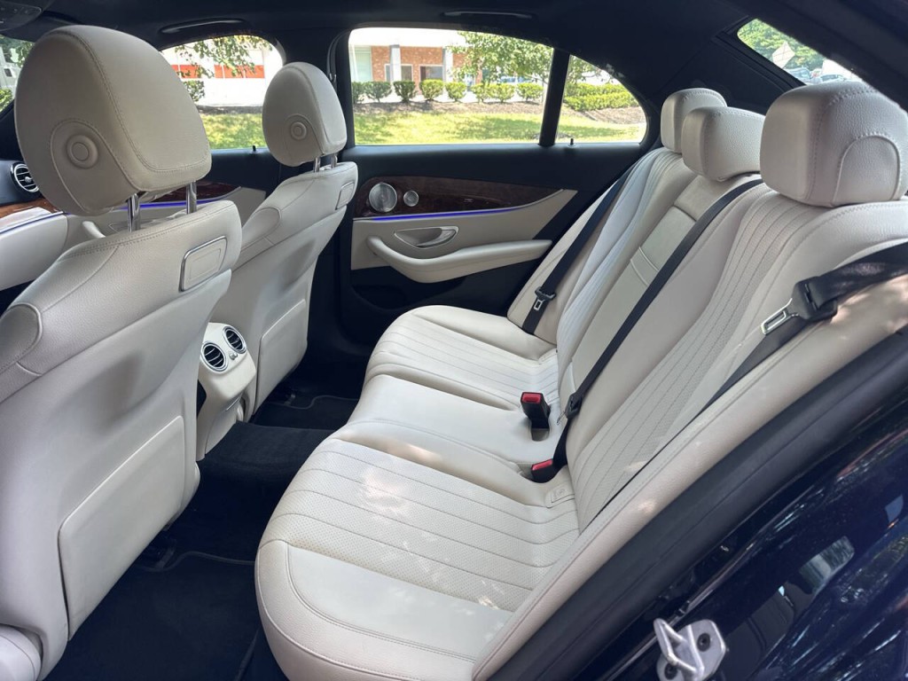2019 Mercedes-Benz E-Class Image 20
