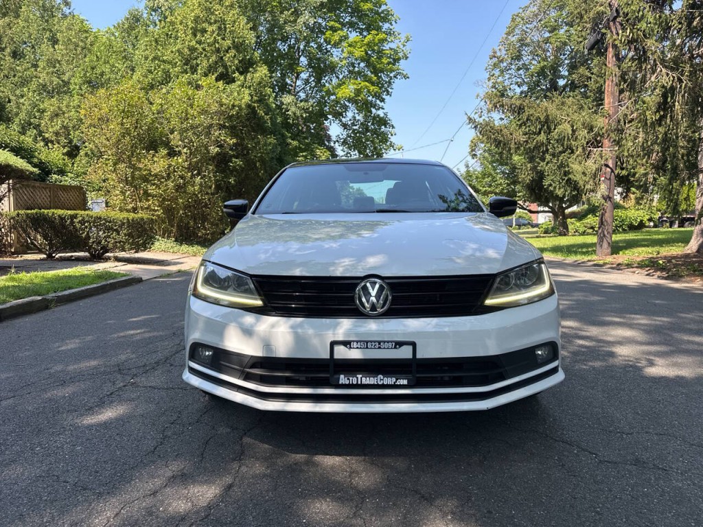 2018 Volkswagen Jetta Image 9
