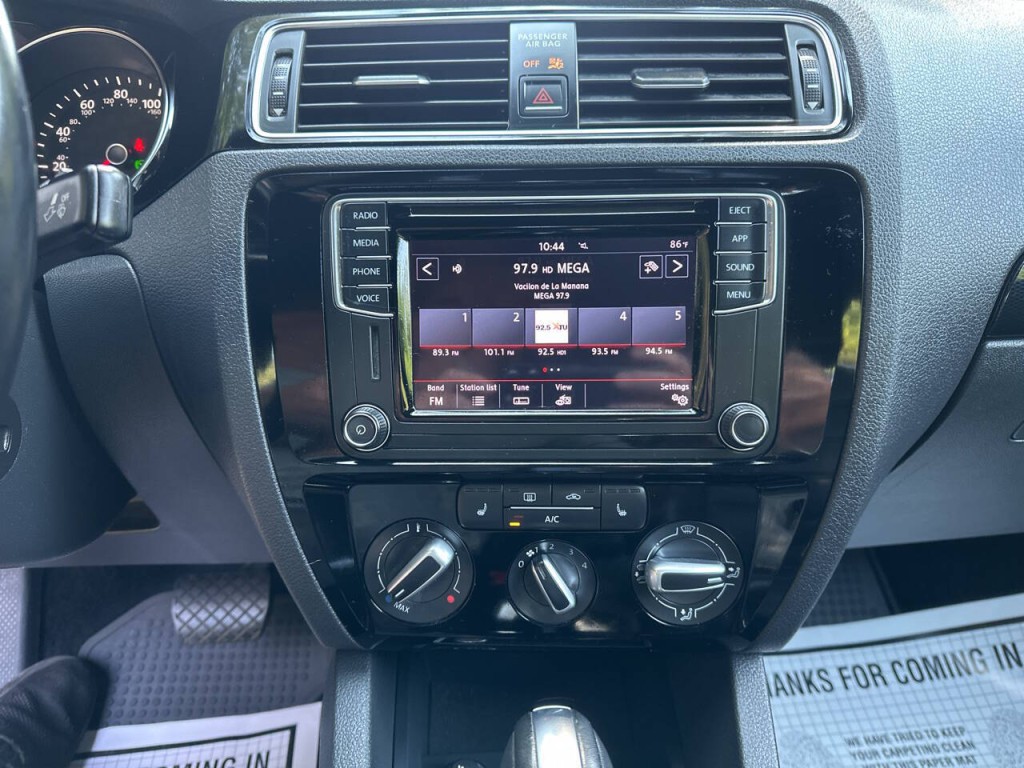 2018 Volkswagen Jetta Image 13