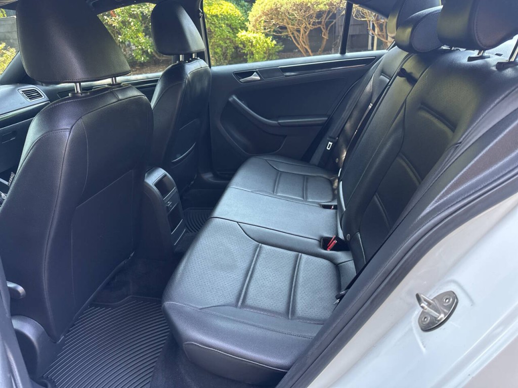 2018 Volkswagen Jetta Image 17