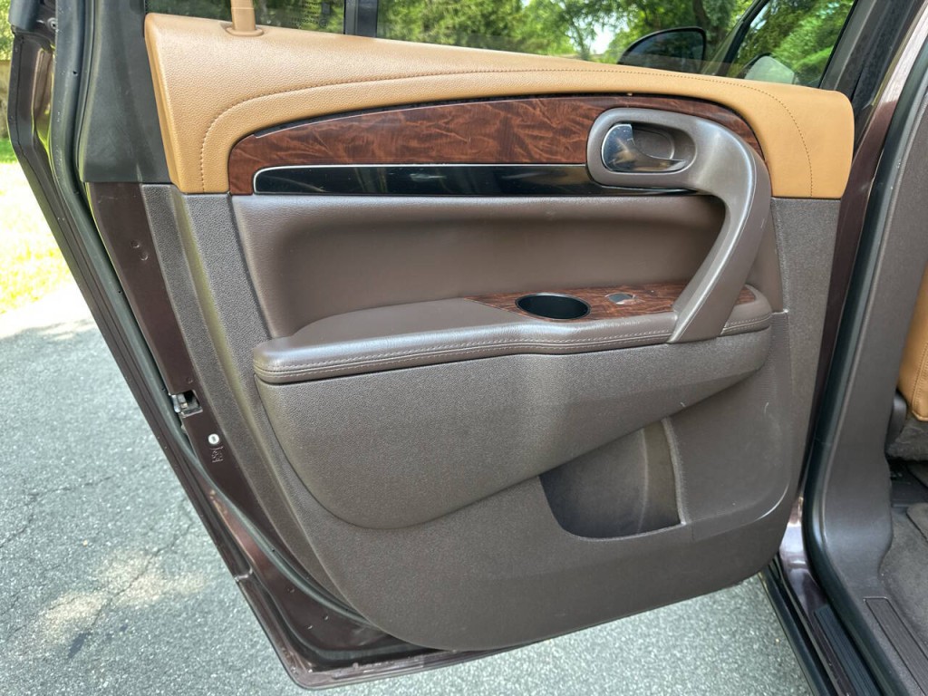 2015 Buick Enclave Image 21