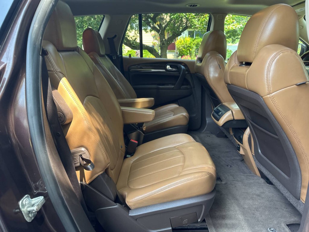 2015 Buick Enclave Image 26