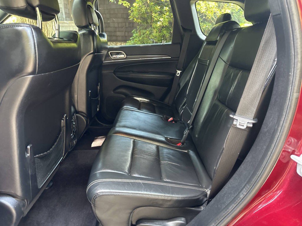 2016 Jeep Grand Cherokee Image 17