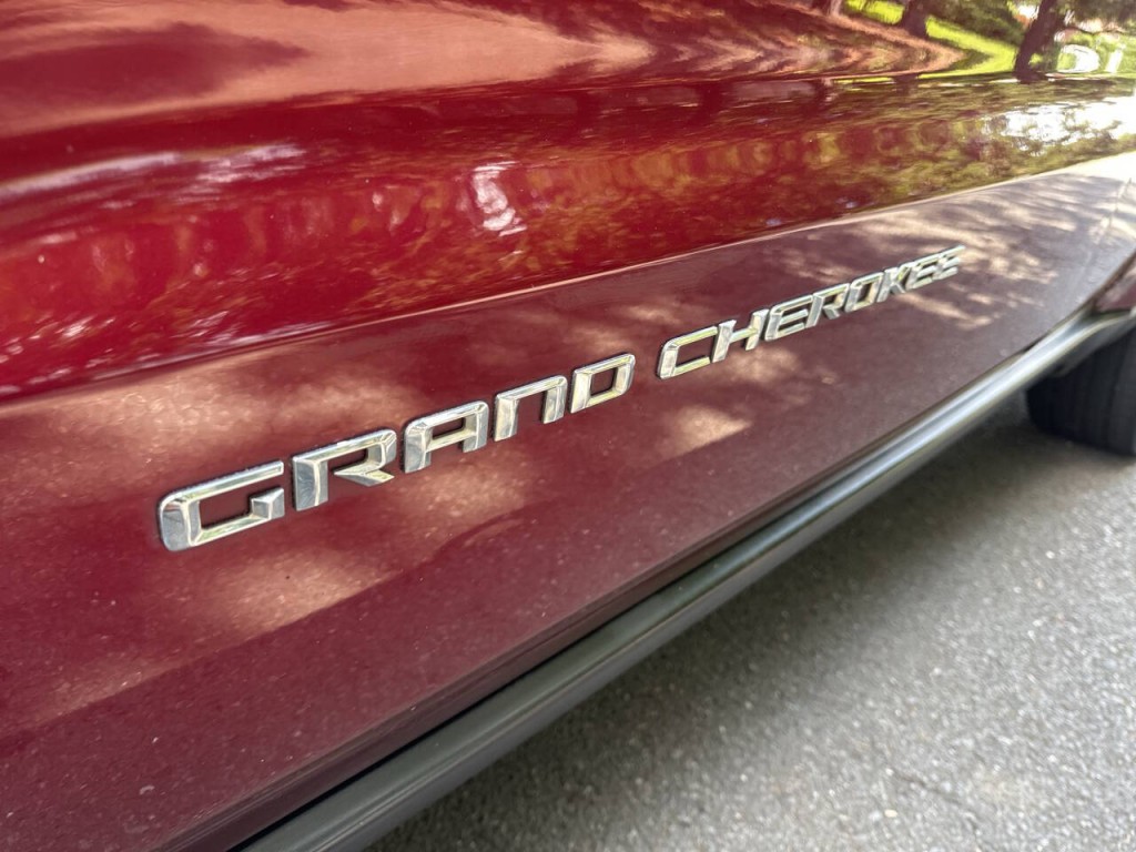 2016 Jeep Grand Cherokee Image 29