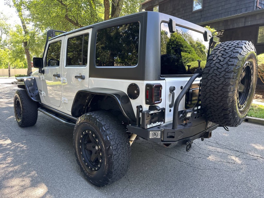 2013 Jeep Wrangler Unlimited Image 6