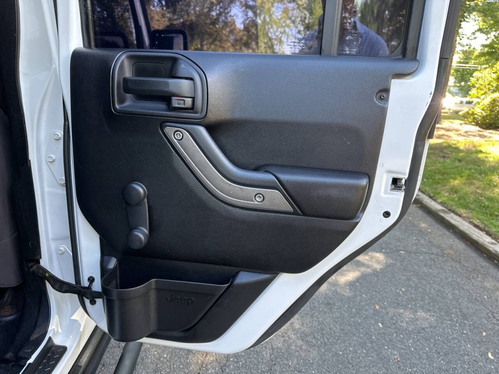 2013 Jeep Wrangler Unlimited Image 26