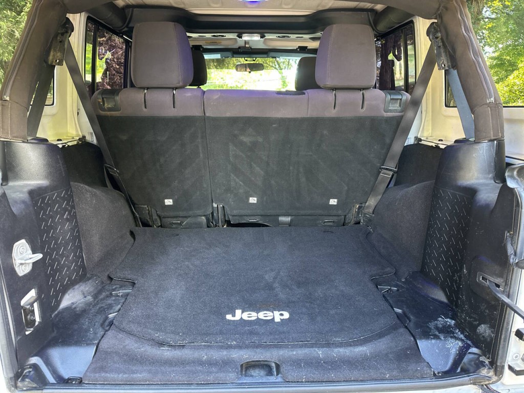 2013 Jeep Wrangler Unlimited Image 27