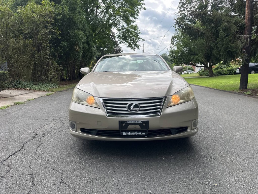 2010 Lexus ES 350 Image 9