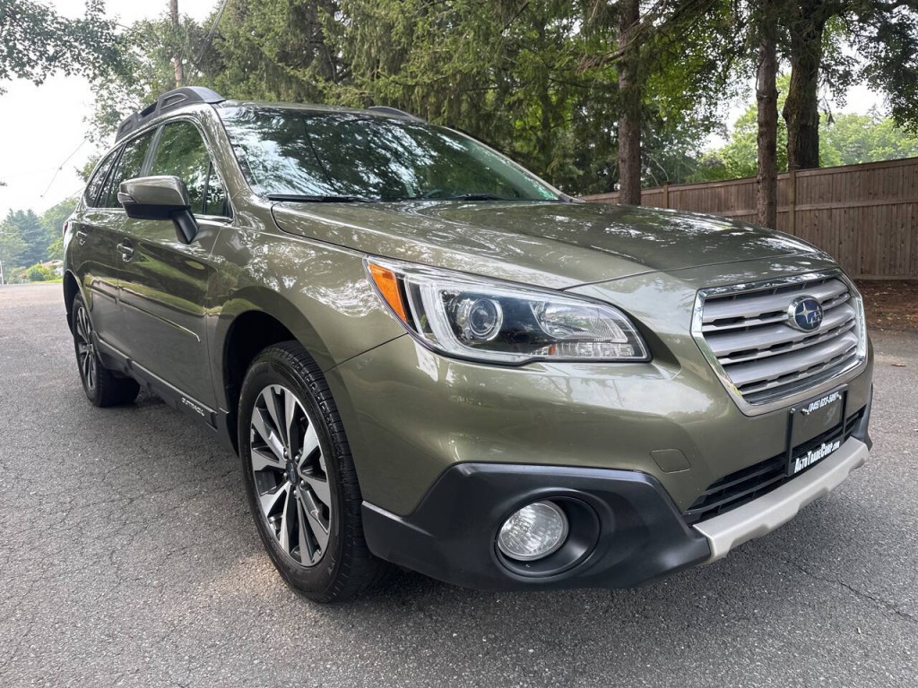 2015 Subaru Outback Image 2