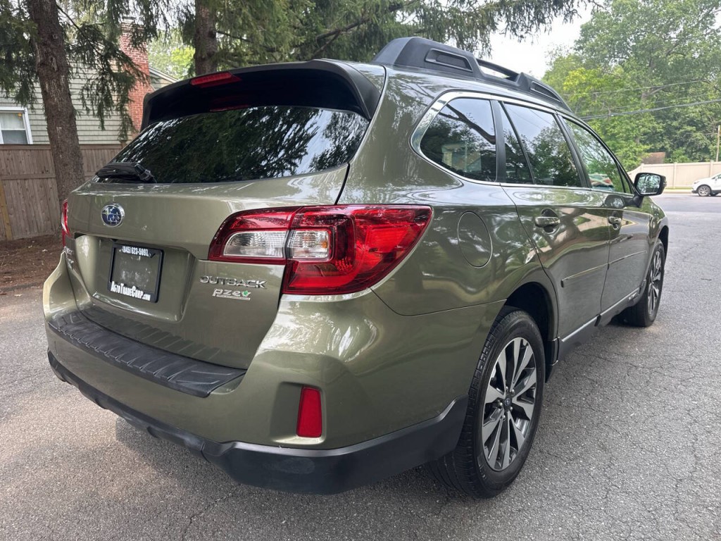 2015 Subaru Outback Image 4